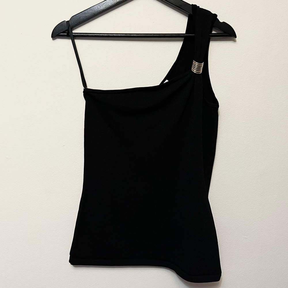 White House Black Market • M • One Shoulder Black Top Gold Silver Color Rings